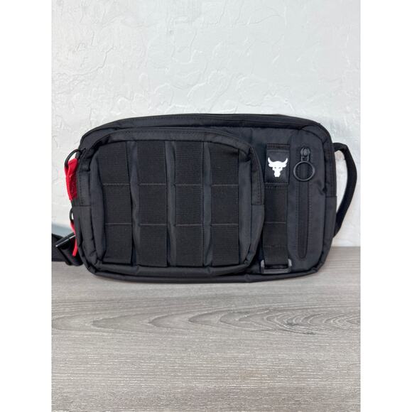 Under Armour Unisex Project Rock Waist Bag Crossbody Sling Black 1376457-001 New - Picture 1 of 7